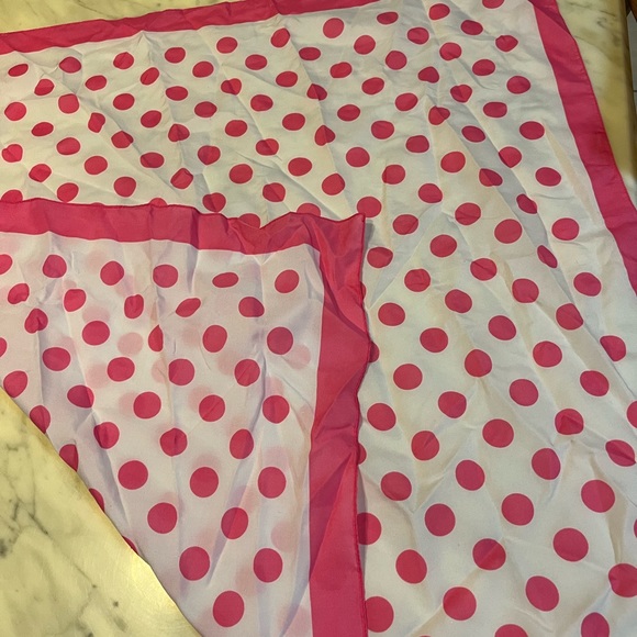 Red dot scarf  RN 66966 100% polyester Made in Italy - Picture 11 of 13